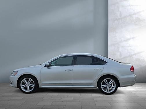 2015 Volkswagen Passat 2.0L TDI DSG SEL Premium