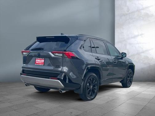 2023 Toyota RAV4 Hybrid SE