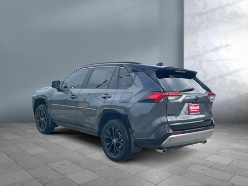 2023 Toyota RAV4 Hybrid SE