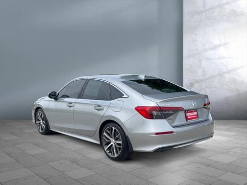 2022 Honda Civic Touring