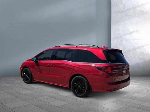 Radiant Red Metallic II 2023 Honda Odyssey Sport