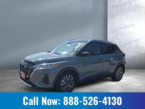 Gray/Super Black 2023 Nissan Kicks SV