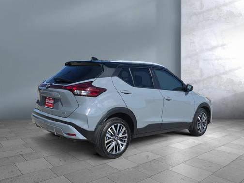 Gray/Super Black 2023 Nissan Kicks SV