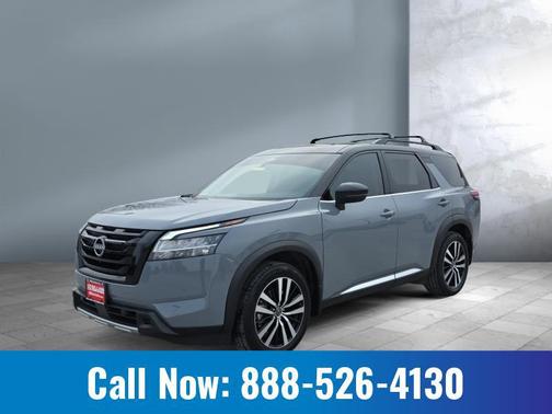 2024 Nissan Pathfinder Platinum 4WD