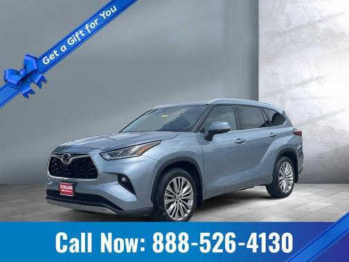 2023 Toyota Highlander Platinum