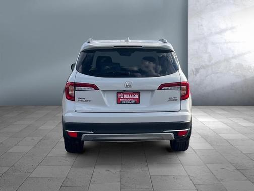 2021 Honda Pilot AWD Elite