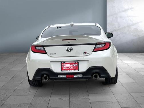 2023 Toyota GR86 Premium
