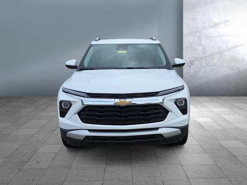 Summit White 2025 Chevrolet Trailblazer LT