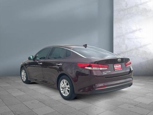 2017 Kia Optima LX