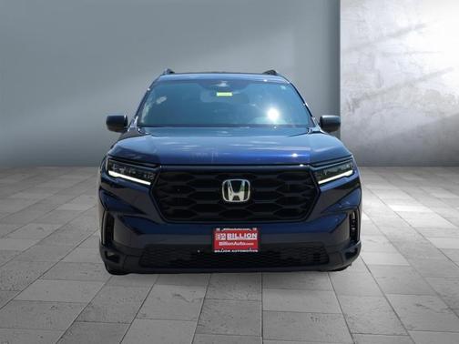 Obsidian Blue Pearl 2025 Honda Pilot Sport