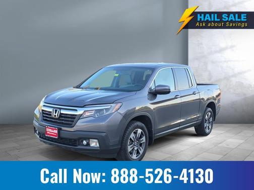 Modern Steel Metallic 2019 Honda Ridgeline RTL