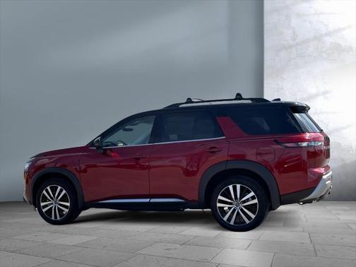 2023 Nissan Pathfinder Platinum 4WD