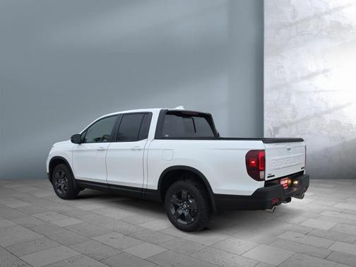 Platinum White Pearl 2026 Honda Ridgeline TrailSport