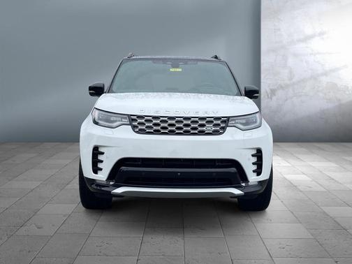 2024 Land Rover Discovery P360 Metropolitan Edition