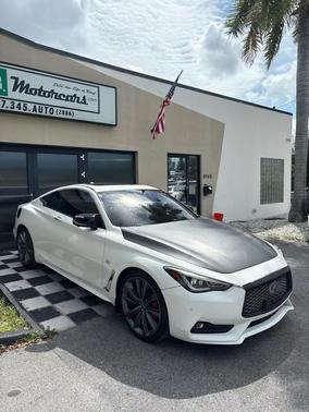 White 2018 INFINITI Q60 3.0t Red Sport 400