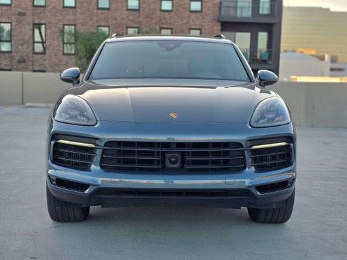 Blue 2019 Porsche Cayenne Base