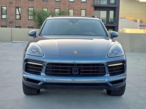 Blue 2019 Porsche Cayenne Base