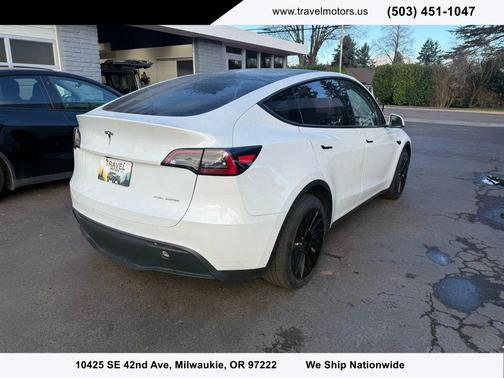 2023 Tesla Model Y Standard Sport Utility 4D