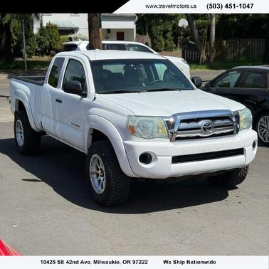 Super White 2010 Toyota Tacoma Access Cab