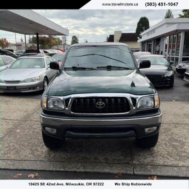 Green 2002 Toyota Tacoma Xtracab