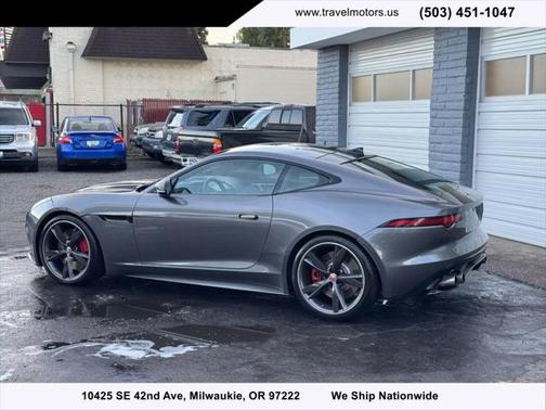 2018 Jaguar F-TYPE R