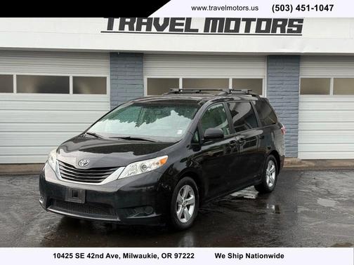 2015 Toyota Sienna LE