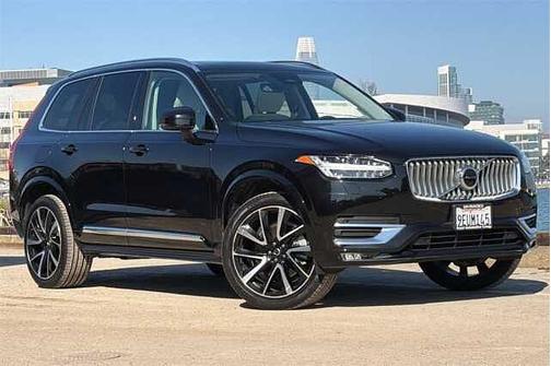 2023 Volvo XC90 Plus