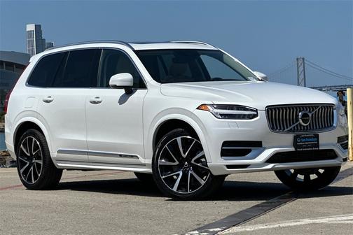 2022 Volvo XC90 Recharge Plug-In Hybrid T8 Inscription Expression Extended Range 6P
