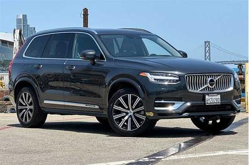 2022 Volvo XC90 eAWD Inscription 6 Seater