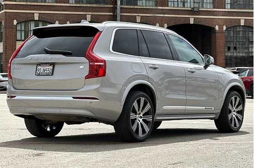 2023 Volvo XC90 Ultimate 6-Seater
