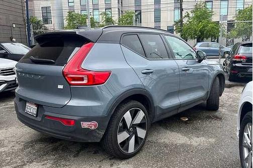 2023 Volvo XC40 Ultimate