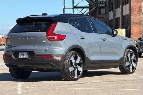 2023 Volvo XC40 Ultimate