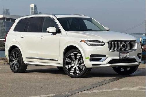 2023 Volvo XC90 Plus
