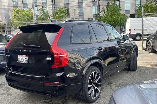 2023 Volvo XC90 Plus