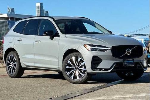 2025 Volvo XC60 Core
