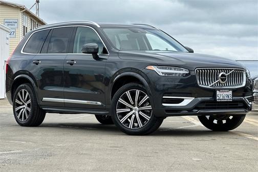 2022 Volvo XC90 Recharge Plug-In Hybrid T8 Inscription Extended Range 7P