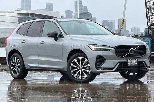 2025 Volvo XC60 B5 Core