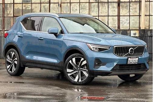 2023 Volvo XC40 Plus