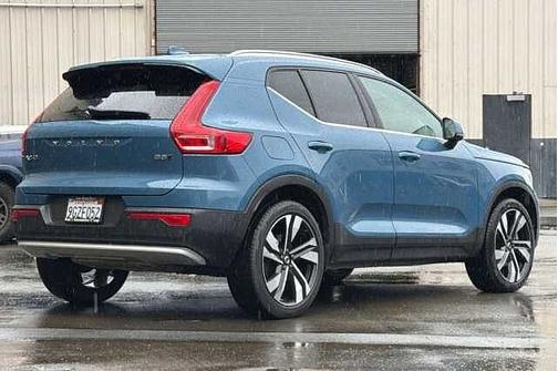 2023 Volvo XC40 Plus