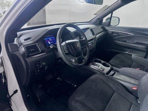 2022 Honda Pilot AWD Sport