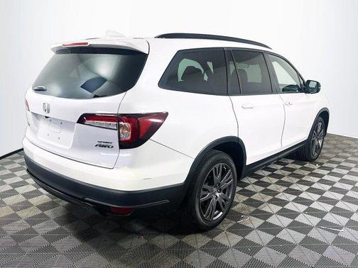 2022 Honda Pilot AWD Sport