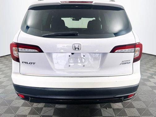 2022 Honda Pilot AWD Sport
