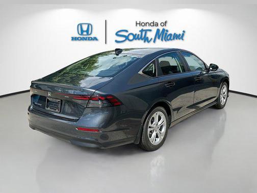 2025 Honda Accord LX 1.5T