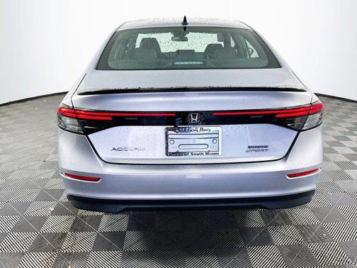 2025 Honda Accord Hybrid Base