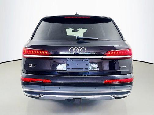 2021 Audi Q7 55 Prestige
