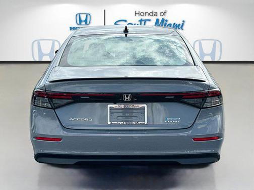 2025 Honda Accord Hybrid Base