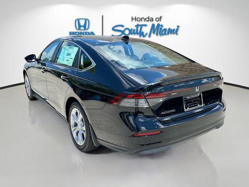 2025 Honda Accord LX 1.5T