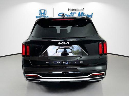2022 Kia Sorento S
