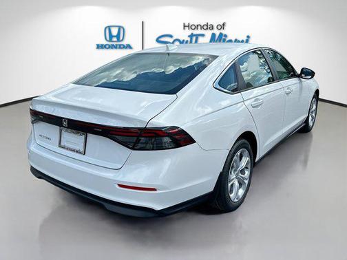 2025 Honda Accord LX 1.5T