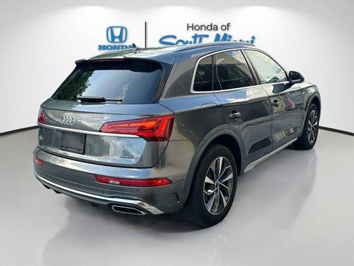 2023 Audi Q5 45 S line Premium Plus